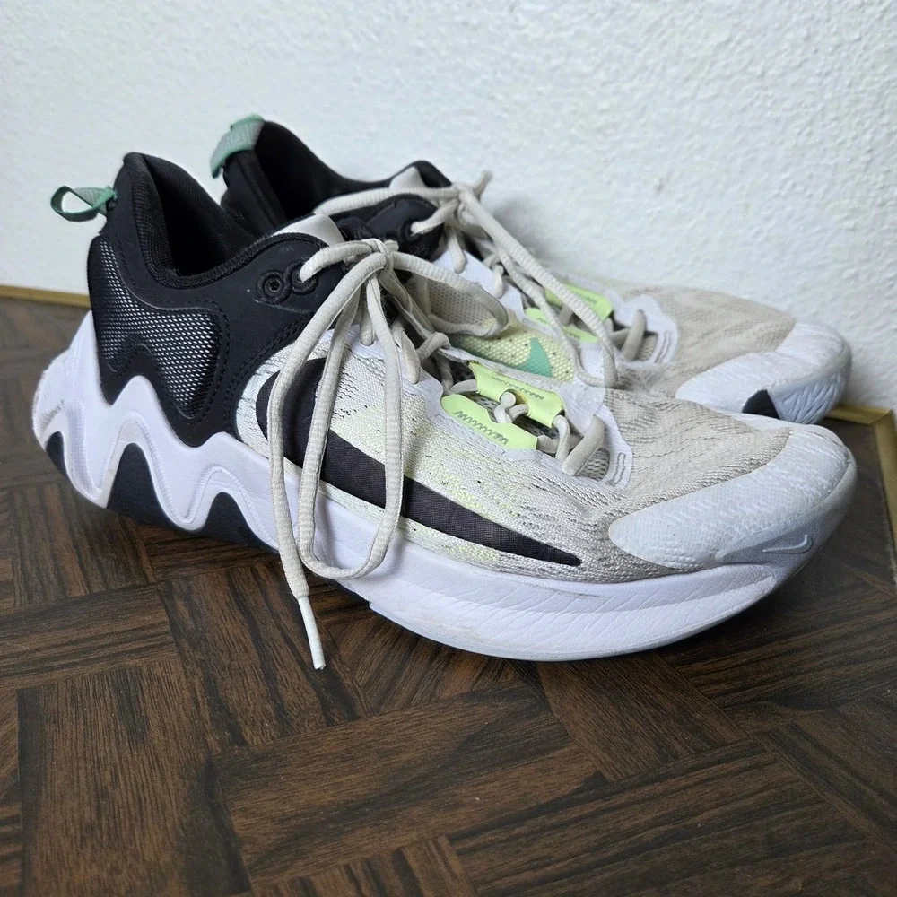 Nike Giannis White Immortality 2 Mens size 8 Running Shoes‎ Sneakers